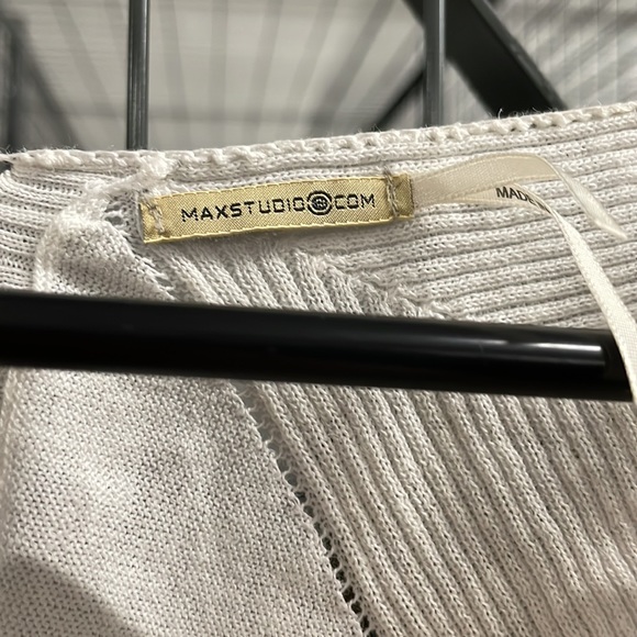 Max studio white top - Picture 3 of 7